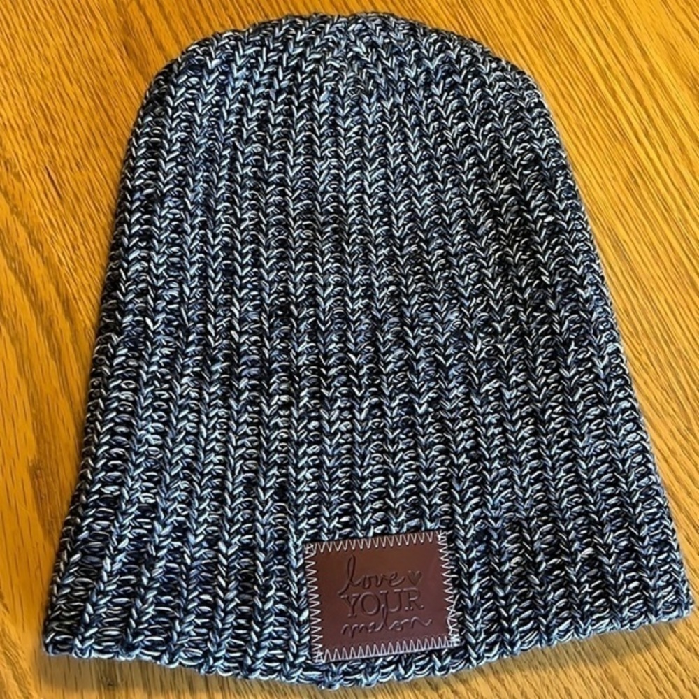 Love Your Melon, navy blue & white beanie ‎ hat